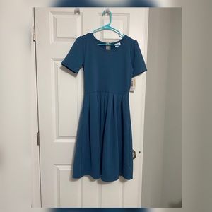 BRAND NEW LULAROE AMELIA DRESS